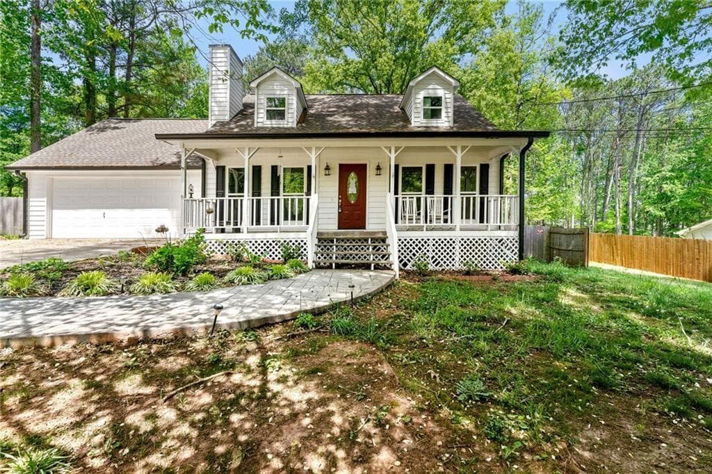 385 Russell Ridge Dr, Lawrenceville, GA 30043 — most recent listing photo