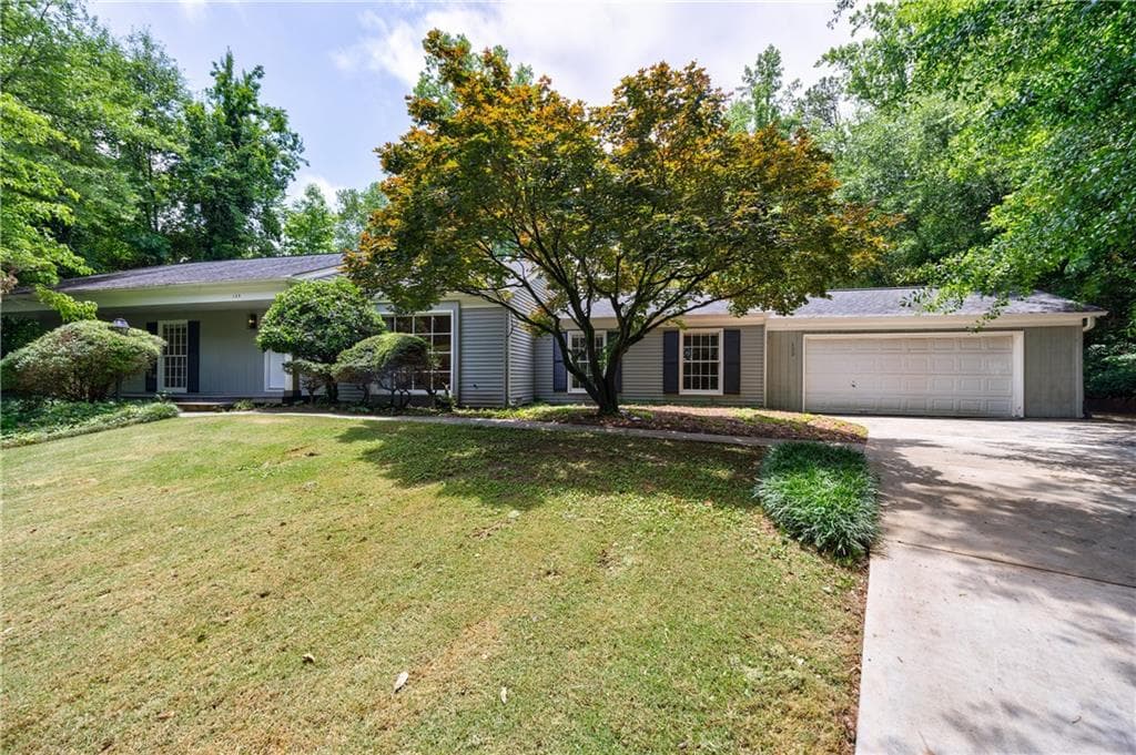 135 Pheasant Drive, Marietta, GA 30067 — most recent listing photo