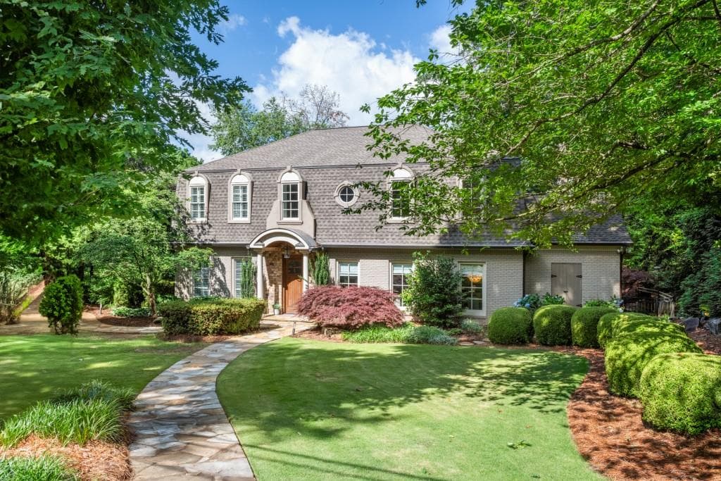 4 bedroom, 5 bathroom single family residence sold at 5140 Long Island Drive, Sandy Springs, GA 30327