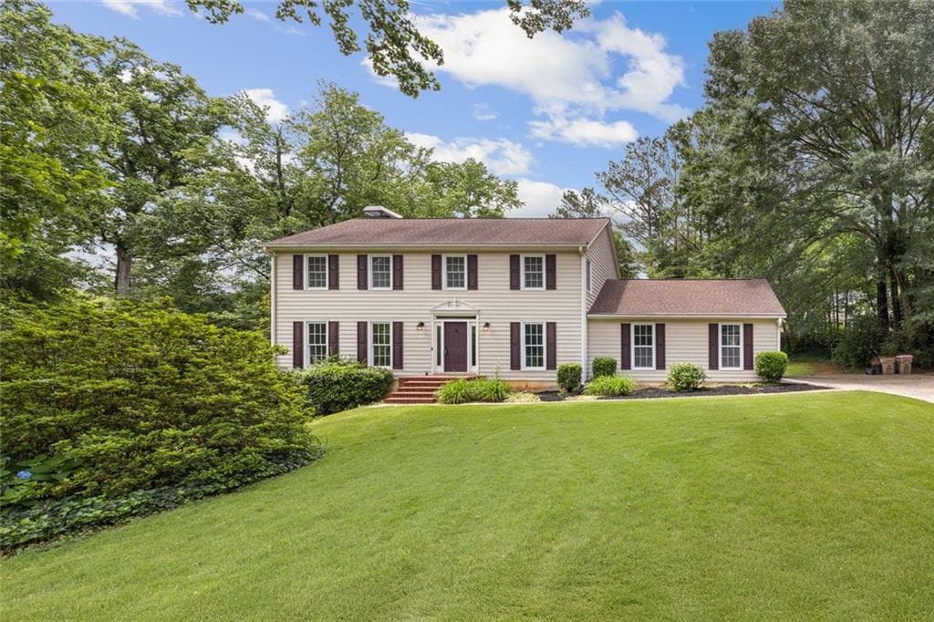 4 bedroom, 3 bathroom single family residence sold at 4179 Westchester Crossing, Roswell, GA 30075