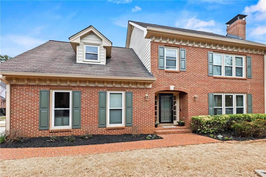 3 bedroom, 3 bathroom, 2,418 sq ft single family residence sold at 2976 Wilsons Crossing Court, Decatur, GA 30033