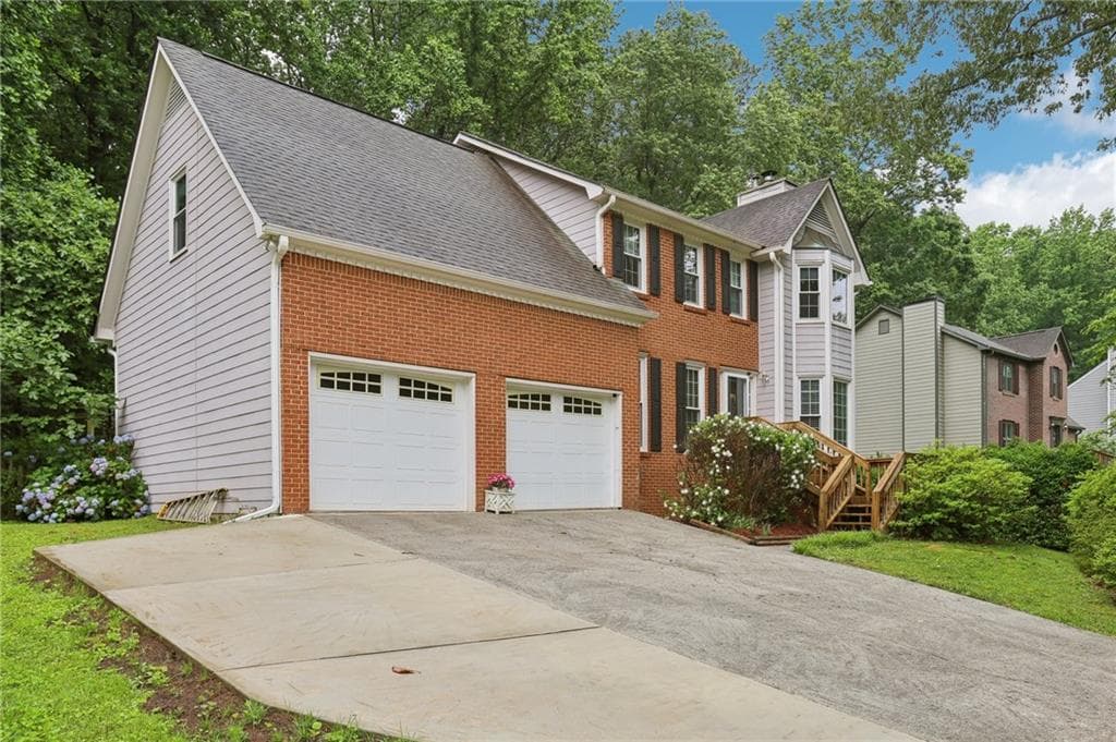1369 Willowbrook Drive, Marietta, GA 30064 — most recent listing photo