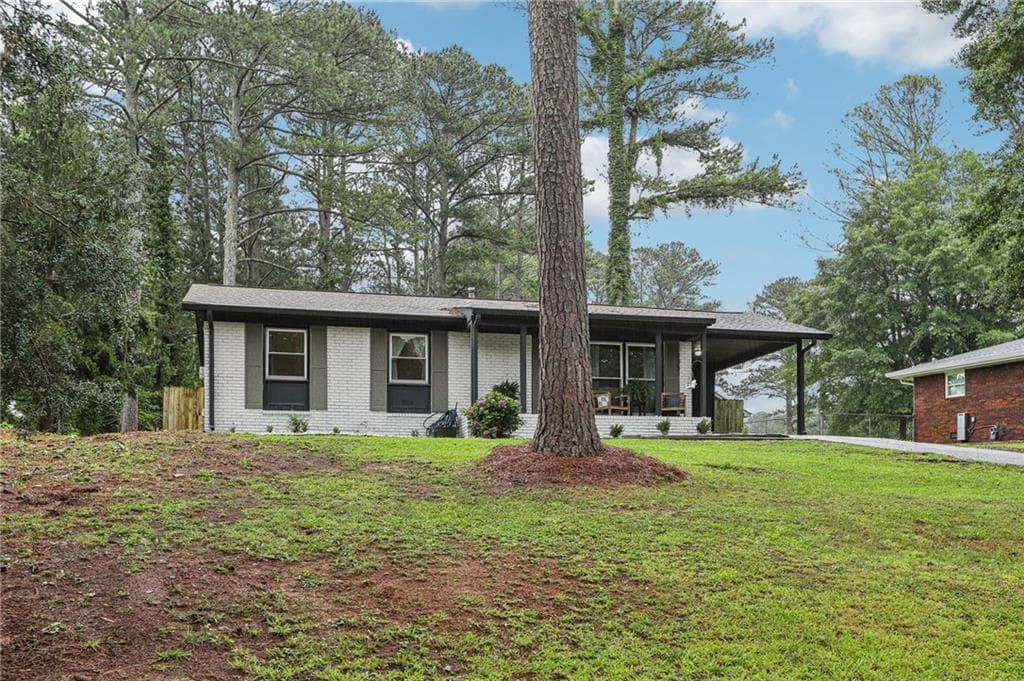 3 bedroom, 2 bathroom, 1,025 sq ft single family residence sold at 3351 Landrum Drive, Smyrna, GA 30082