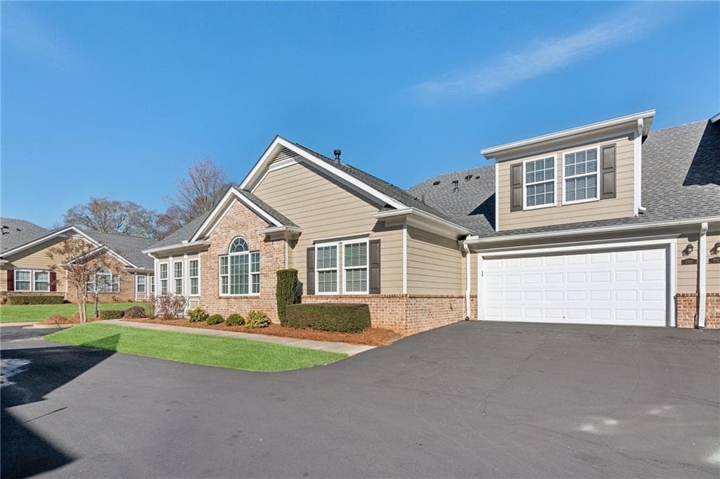2565 Grapevine Circle 103, Cumming, GA 30041 — most recent listing photo