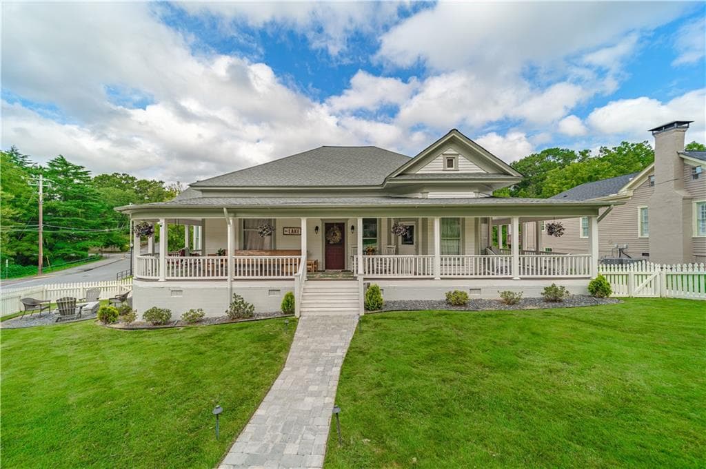 3 bedroom, 2 bathroom, 2,183 sq ft single family residence sold at 4527 Dallas Street, Acworth, GA 30101