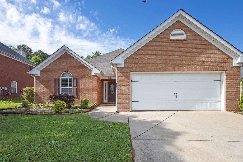3946 Village Crossing Lane, Ellenwood, GA 30294 — most recent listing photo
