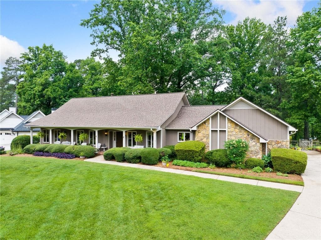 12162 Mountain Laurel Drive, Roswell, GA 30075 — most recent listing photo