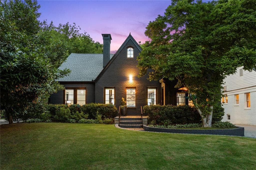 4 bedroom, 3 bathroom, 2,917 sq ft single family residence sold at 570 Martina Drive, Atlanta, GA 30305
