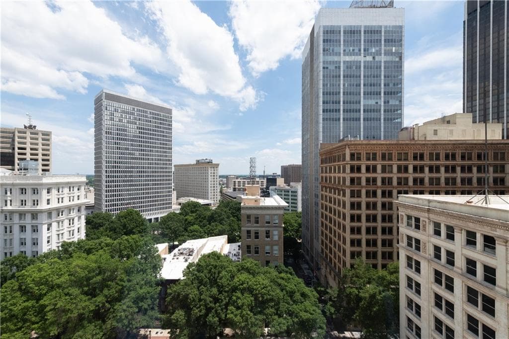 1 bedroom, 2 bathroom condominium sold at 57 Forsyth Street 11G, Atlanta, GA 30303