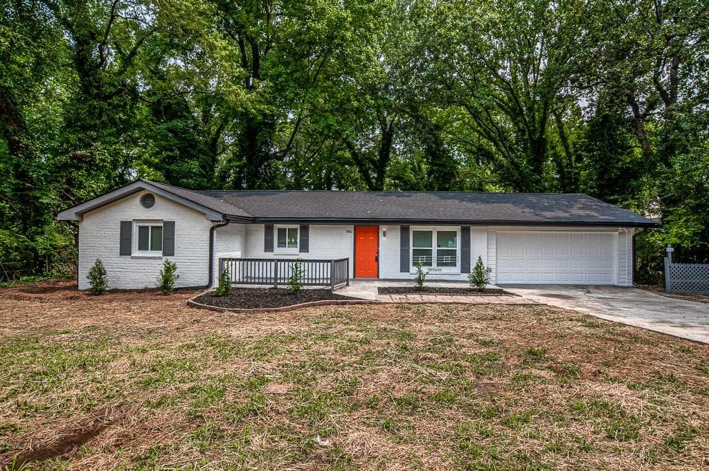 5640 Redan Circle, Stone Mountain, GA 30088 — most recent listing photo