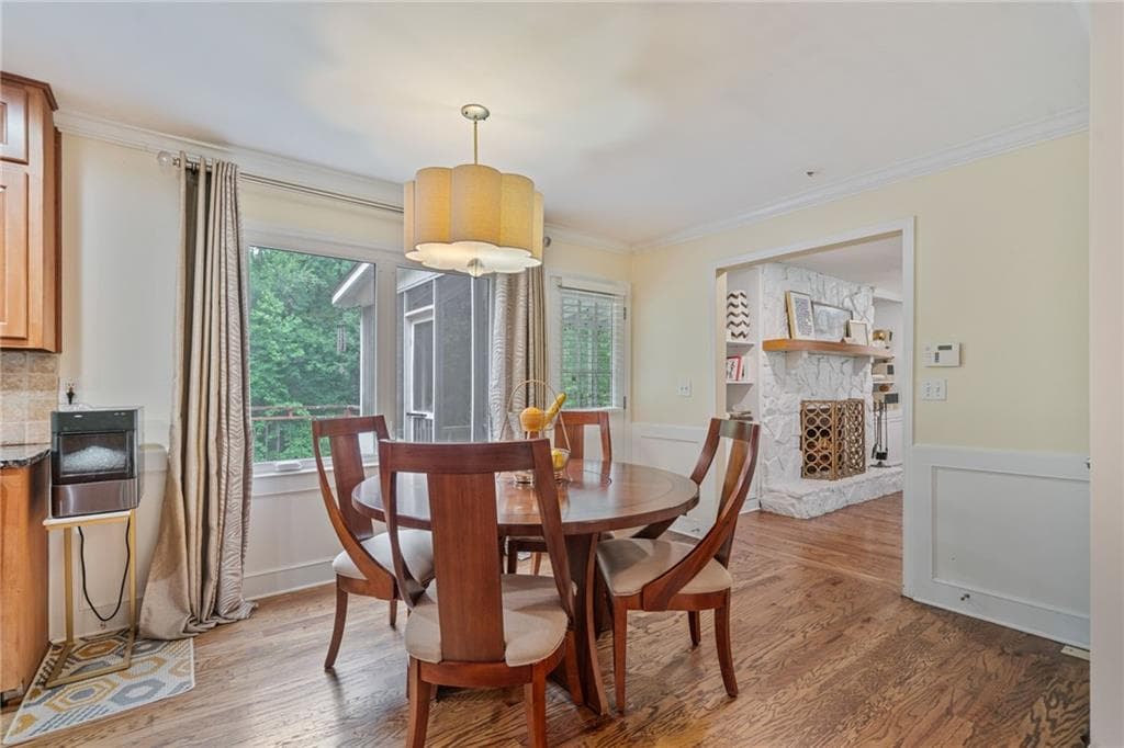 5 bedroom, 5 bathroom, 3,091 sq ft single family residence for sale at 1777 E Gate Trail, Stone Mountain, GA 30087 — photo 4