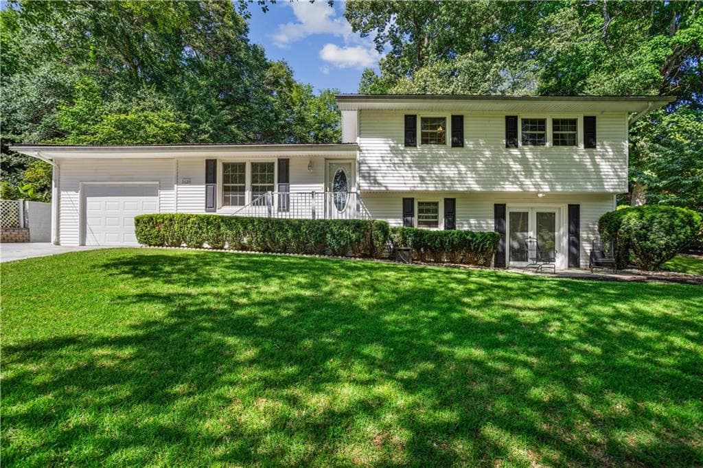 2621 Pass Circle, Gainesville, GA 30506 — most recent listing photo