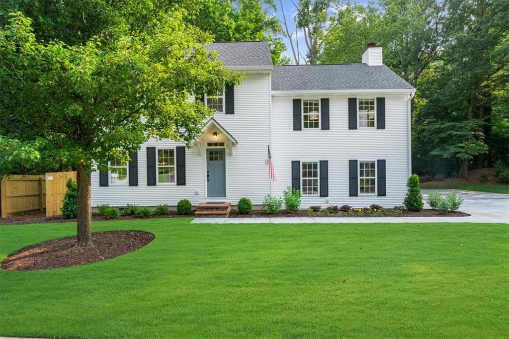 3 bedroom, 3 bathroom single family residence sold at 270 Park Bridge Lane, Roswell, GA 30075