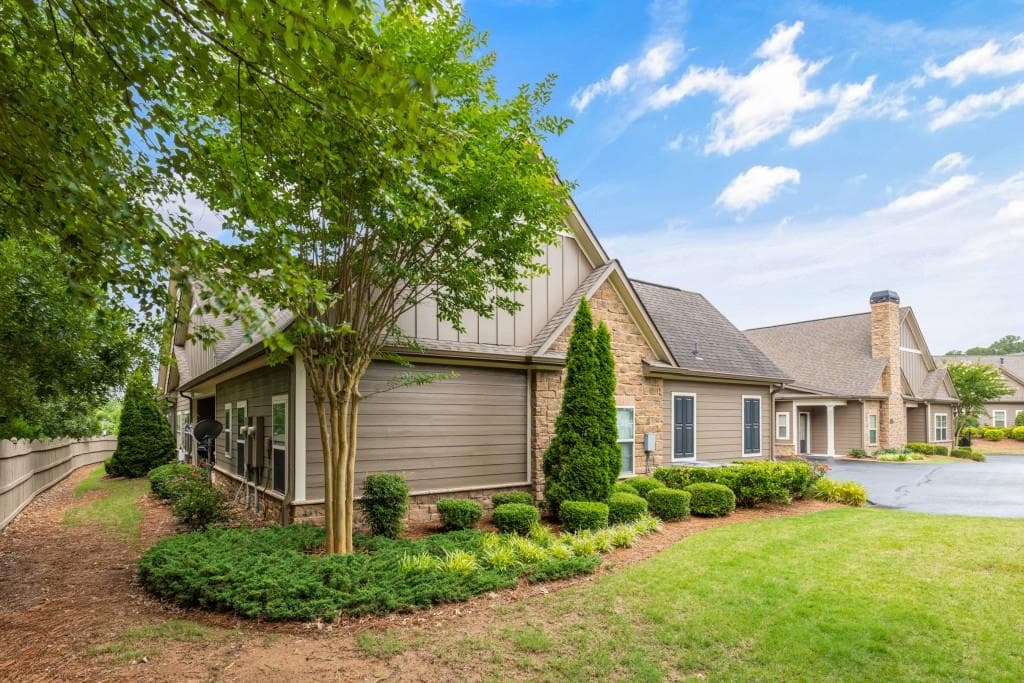 325 Ridge Hill Circle 3, Marietta, GA 30064 — most recent listing photo
