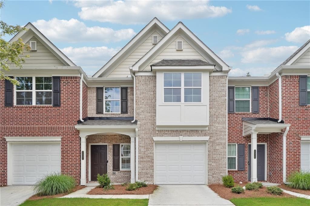 2357 Heritage Park Circle 17, Kennesaw, GA 30144 — most recent listing photo