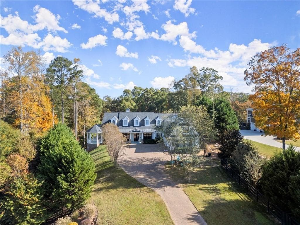 8 bedroom, 8 bathroom, 11,250 sq ft single family residence under contract at 13535 Blakmaral Lane, Milton, GA 30004 — photo 2