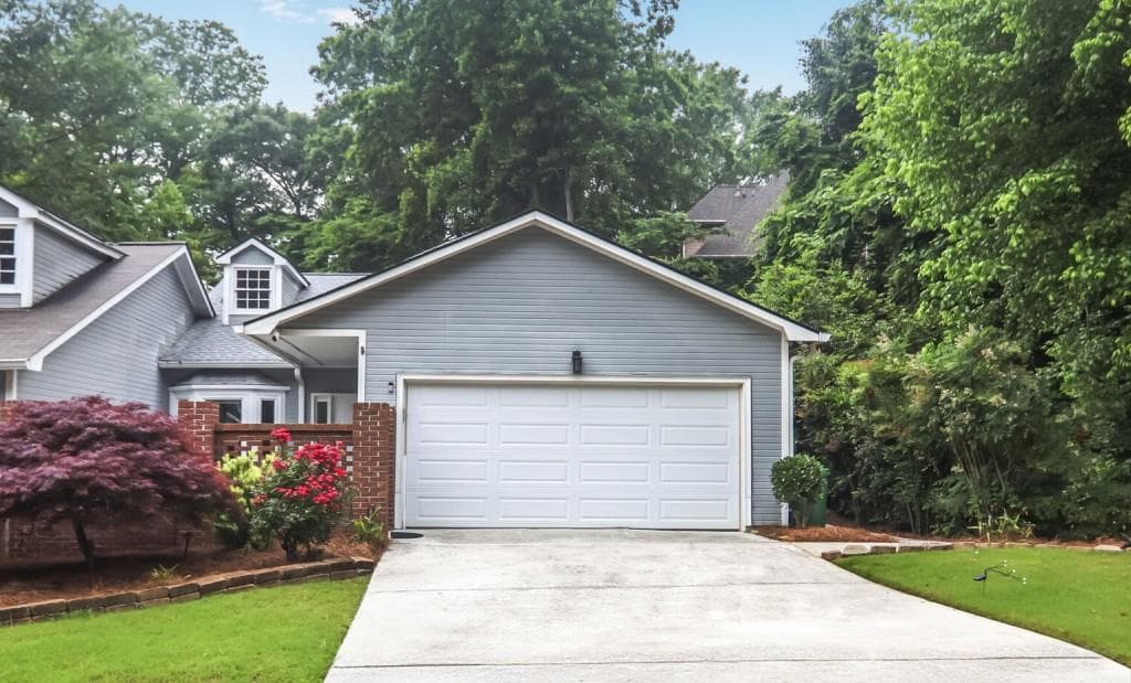 2983 Crosswycke Forest Drive, Brookhaven, GA 30319 — most recent listing photo