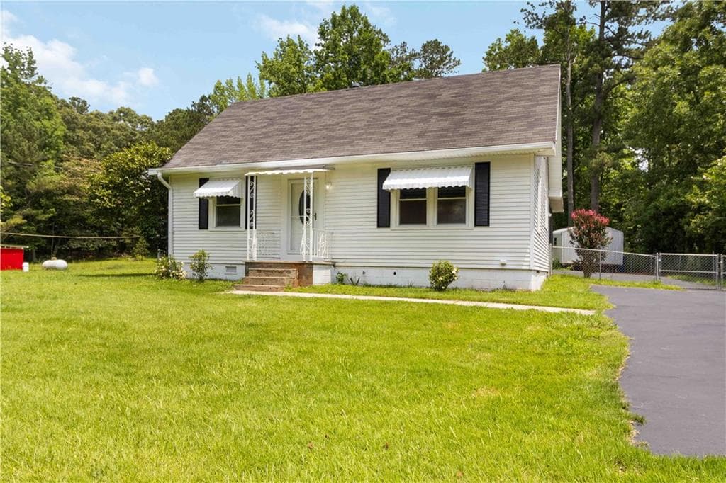 8185 Rivertown Road, Fairburn, GA 30213 — most recent listing photo