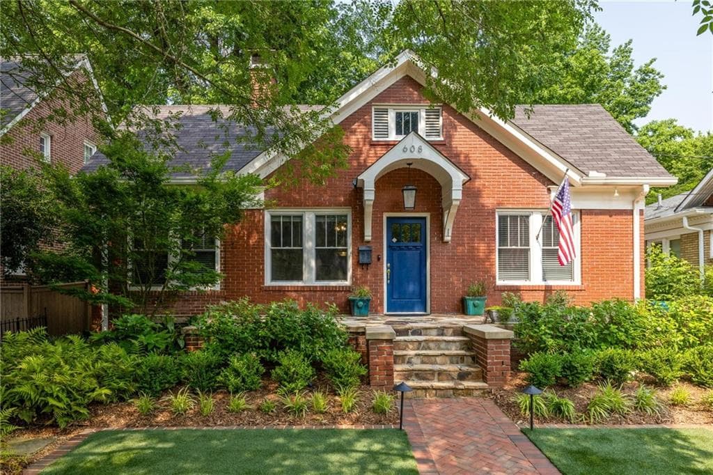 3 bedroom, 2 bathroom, 1,783 sq ft single family residence sold at 608 Hardendorf Avenue, Atlanta, GA 30307