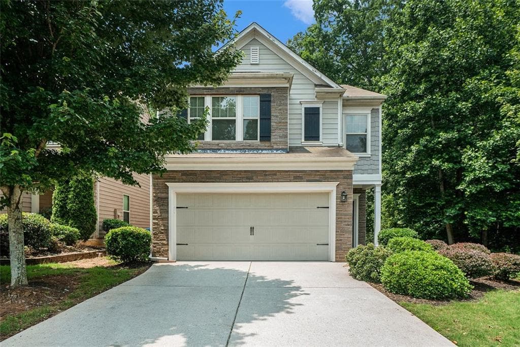 3 bedroom, 3 bathroom, 1,828 sq ft single family residence sold at 85 BRUSHED IVES Court, Lawrenceville, GA 30045