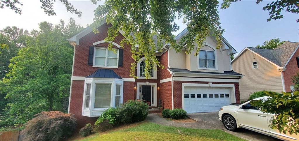 4 bedroom, 4 bathroom single family residence sold at 1033 Hawk Creek Trail, Lawrenceville, GA 30043