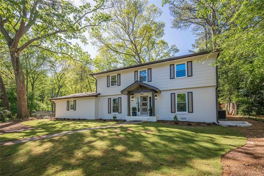 4 bedroom, 4 bathroom, 2,799 sq ft single family residence sold at 4446 HUNTINGTON Circle, Atlanta, GA 30338