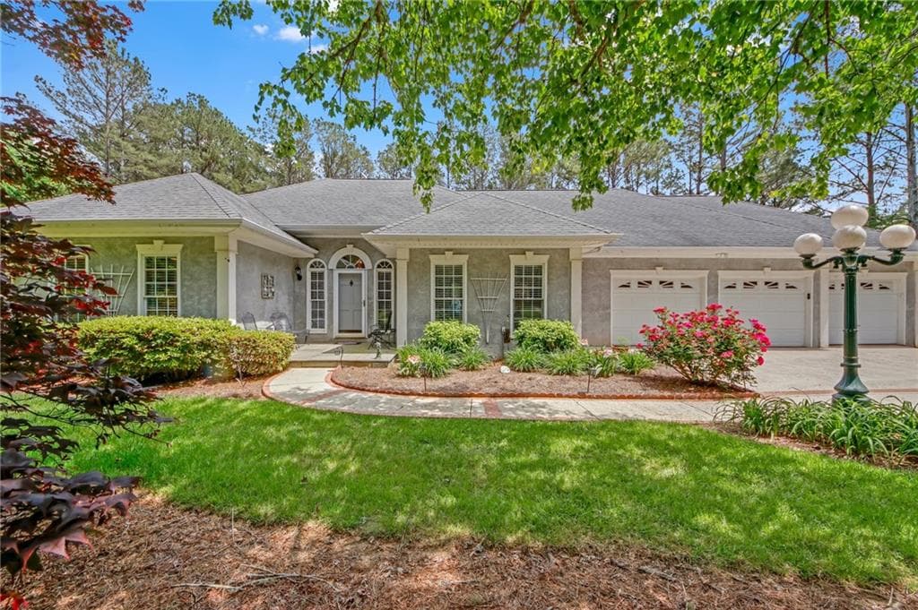 3 bedroom, 2 bathroom, 2,256 sq ft single family residence sold at 3140 Thoreau Court, Loganville, GA 30052