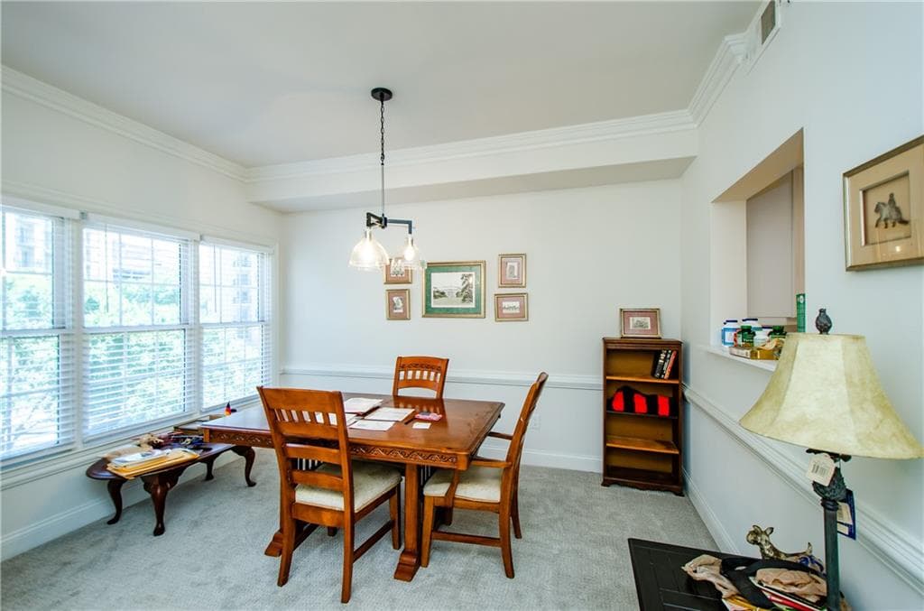 2 bedroom, 2 bathroom, 1,325 sq ft condominium for sale at 211 Colonial Homes Drive 2304, Atlanta, GA 30309 — photo 7
