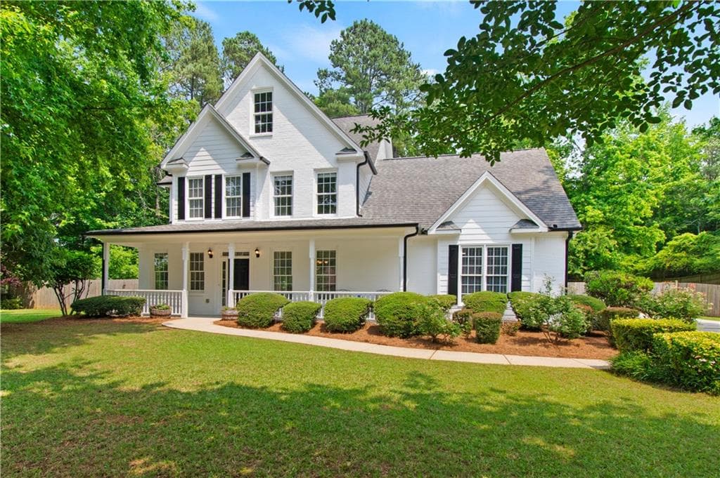 3 bedroom, 3 bathroom, 2,180 sq ft single family residence sold at 7525 Finley Drive, Gainesville, GA 30506