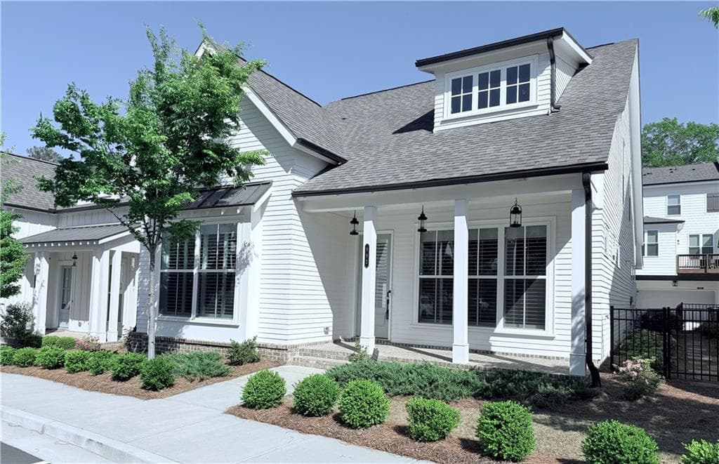 992 Harvest Park Lane, Suwanee, GA 30024 — most recent listing photo