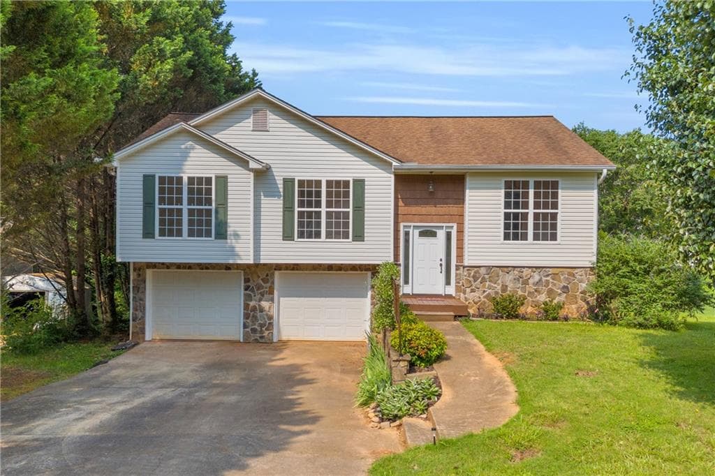 4 bedroom, 3 bathroom, 2,056 sq ft single family residence sold at 6440 Narramore Way, Lula, GA 30554