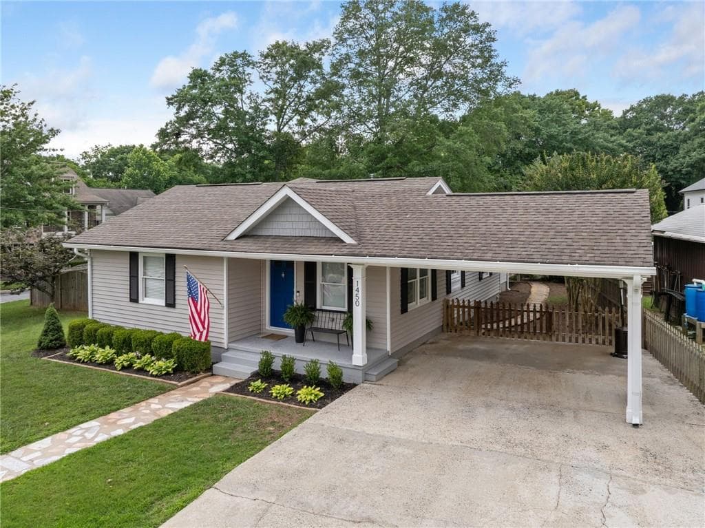 4 bedroom, 3 bathroom, 1,975 sq ft single family residence sold at 1450 Walker Street, Smyrna, GA 30080
