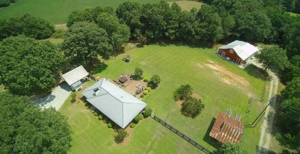 3 bedroom, 2 bathroom single family residence sold at 4967 Hawkins Academy Road, Social Circle, GA 30025