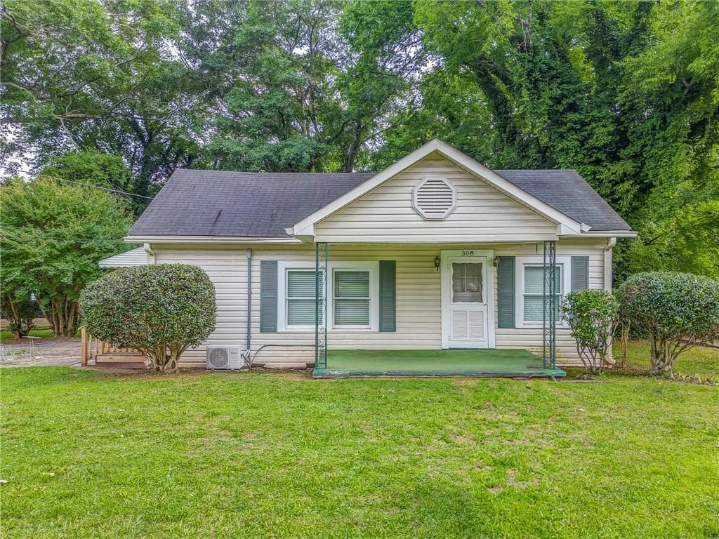 3 bedroom, 1 bathroom single family residence sold at 308 E 20th Street, Rome, GA 30161