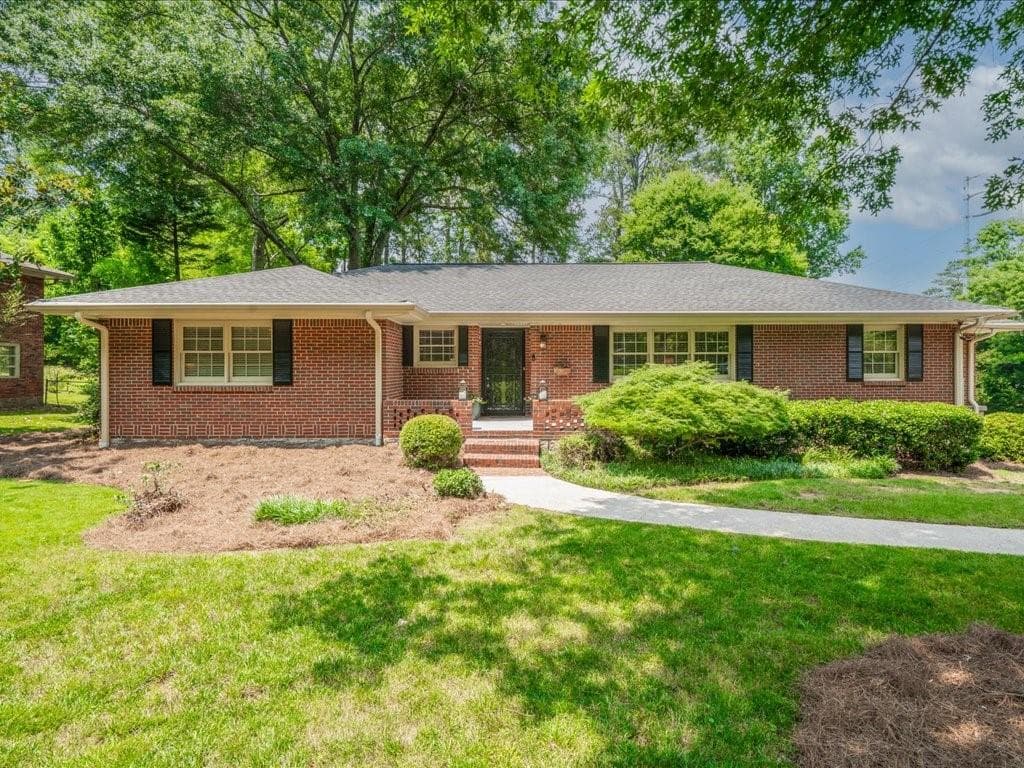 5 bedroom, 3 bathroom, 2,883 sq ft single family residence sold at 2178 Tanglewood Road, Decatur, GA 30033