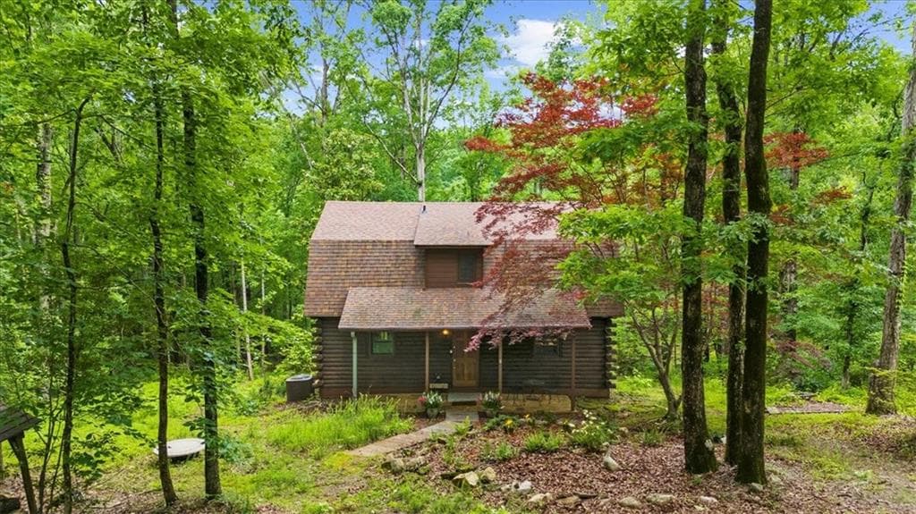 3 bedroom, 3 bathroom, 1,815 sq ft single family residence for sale at 15 Bailey Street, Whitesburg, GA 30185 — photo 2