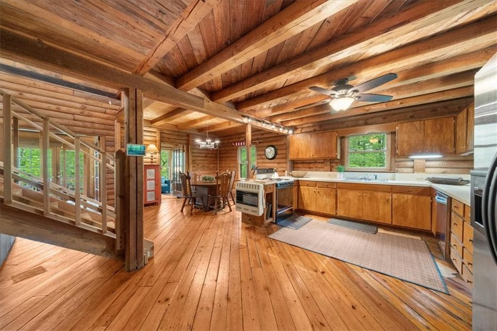3 bedroom, 3 bathroom, 1,815 sq ft single family residence for sale at 15 Bailey Street, Whitesburg, GA 30185 — photo 10