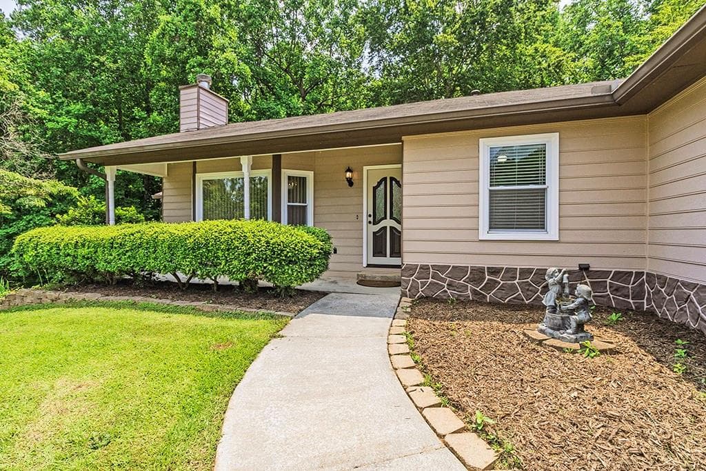 4655 Barnes Court, Loganville, GA 30052 — most recent listing photo