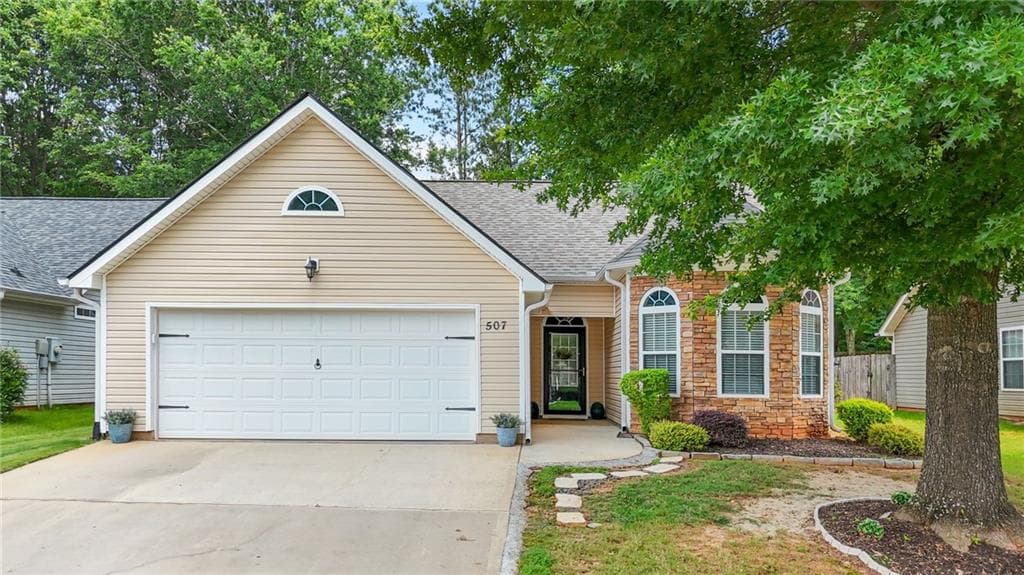507 Hunterian Place, Newnan, GA 30265 — most recent listing photo