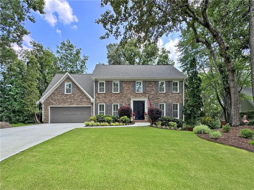 335 S Satinwood Place, Roswell, GA 30076 — most recent listing photo
