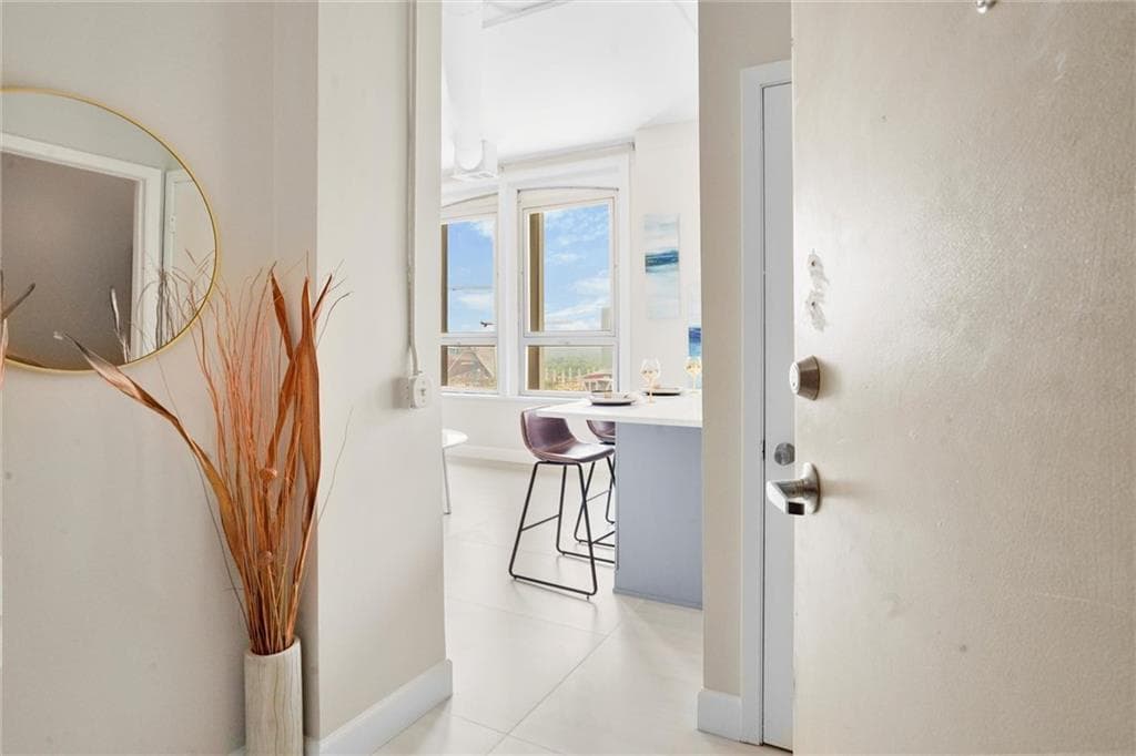 1 bedroom, 1 bathroom, 442 sq ft condominium sold at 20 Marietta Street 15D, Atlanta, GA 30303