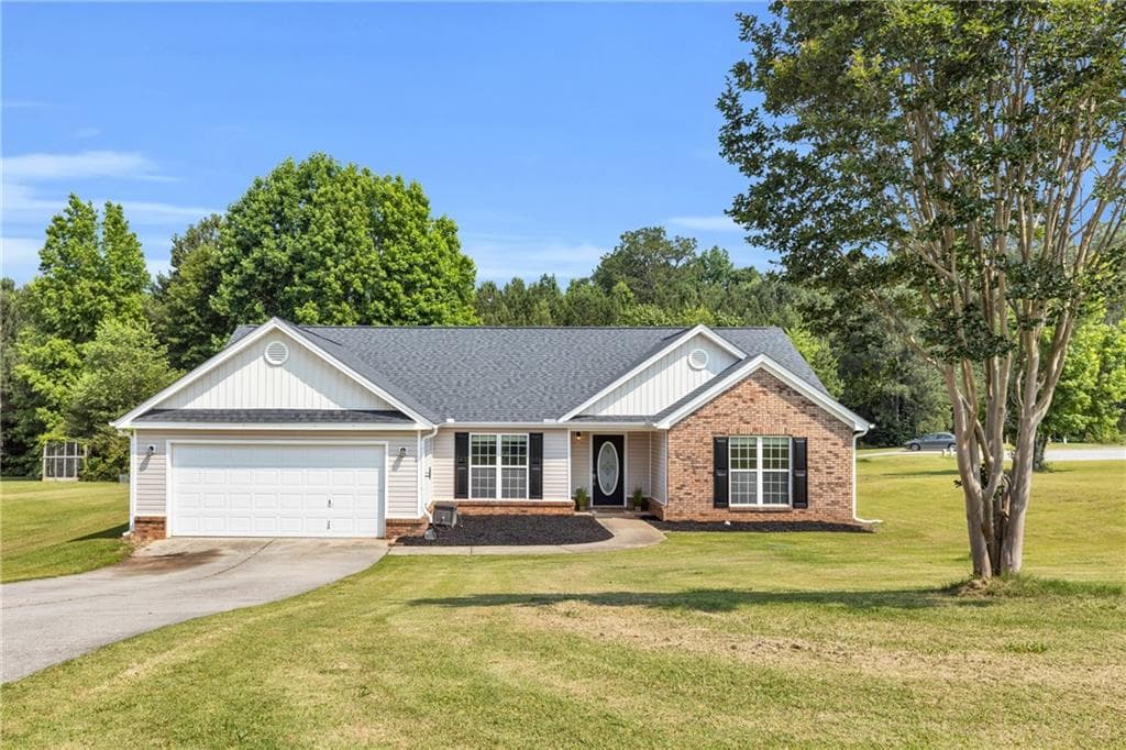 301 Lane Drive, Winder, GA 30680 — most recent listing photo