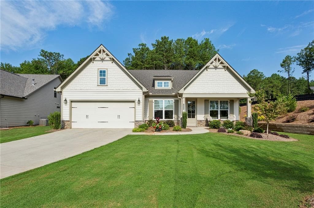 2 bedroom, 3 bathroom, 2,408 sq ft single family residence sold at 400 SOUTHLAND Circle, Canton, GA 30115