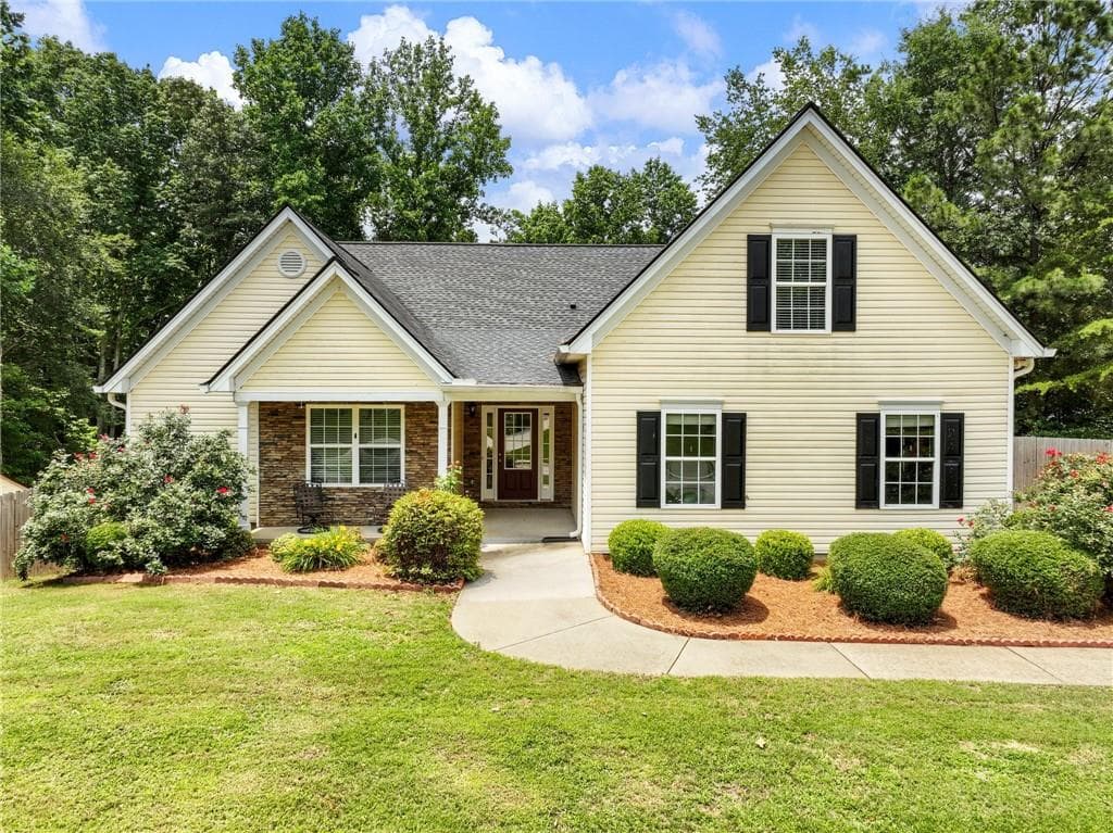 6439 Mossy Boulder Drive, Flowery Branch, GA 30542 — most recent listing photo
