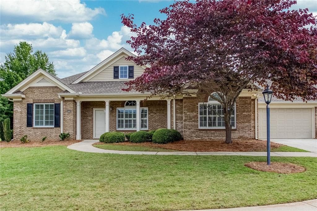3 bedroom, 2 bathroom, 1,792 sq ft condominium sold at 1640 Arbor Green Court 1102, Kennesaw, GA 30152