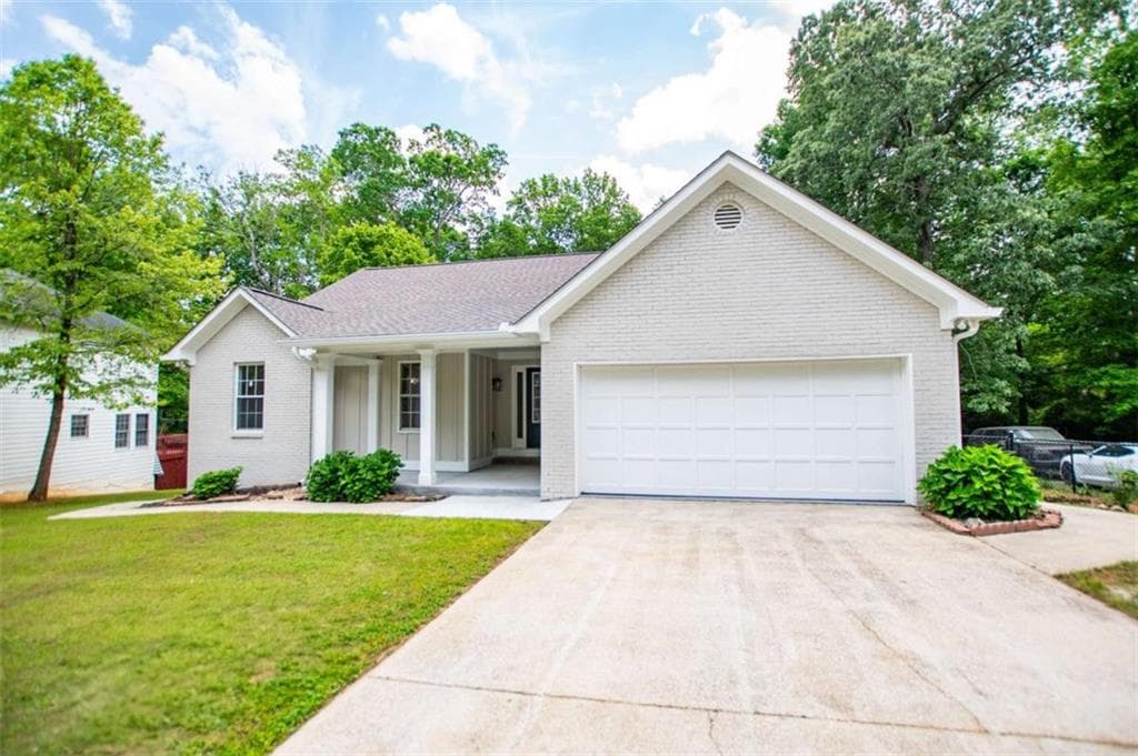 9691 Squirrel Wood Run, Douglasville, GA 30135 — most recent listing photo