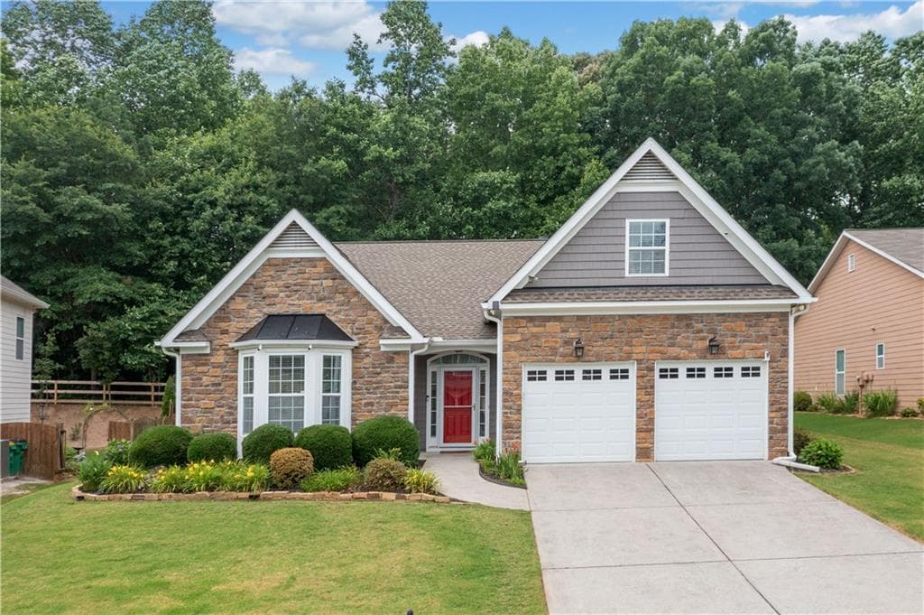 4 bedroom, 2 bathroom, 2,251 sq ft single family residence sold at 607 Little Shoals Court, Canton, GA 30115