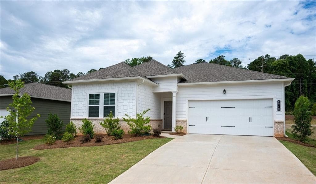 3 bedroom, 2 bathroom, 1,519 sq ft single family residence for rent at 6462 Waypoint Street Dover, Flowery Branch, GA 30542 for $2,484 a month