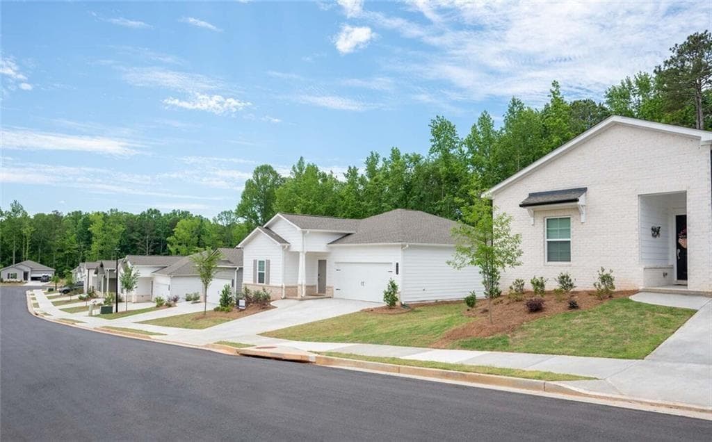 3 bedroom, 2 bathroom, 1,519 sq ft single family residence for rent at 6462 Waypoint Street Dover, Flowery Branch, GA 30542 for $2,484 a month — photo 2