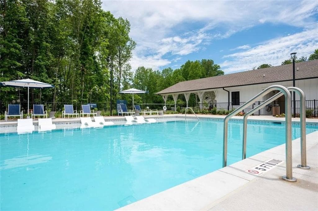 3 bedroom, 2 bathroom, 1,519 sq ft single family residence for rent at 6462 Waypoint Street Dover, Flowery Branch, GA 30542 for $2,484 a month — photo 5